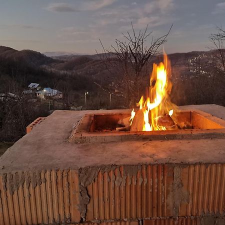 Cabanuta Fara Fite Villa Provita de Jos Bagian luar foto