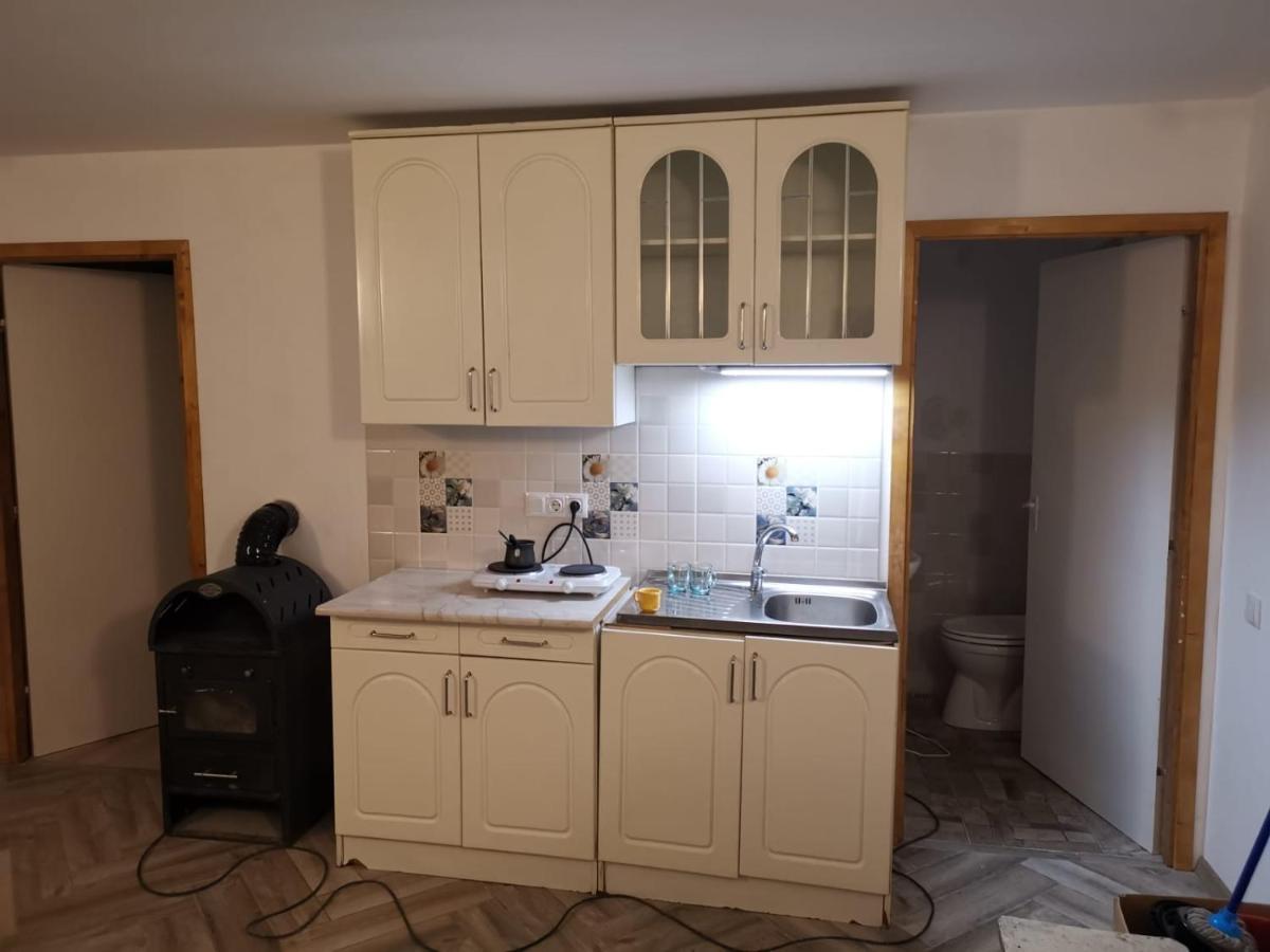 Cabanuta Fara Fite Villa Provita de Jos Bagian luar foto